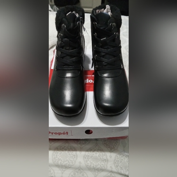 Propet Shoes - Propet womens dasher boots size 9 1/2
